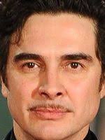 José Manuel Seda, Juan Fernández y Eduardo Velasco en el estreno de '14 de  abril. La República' e 'Isabel'