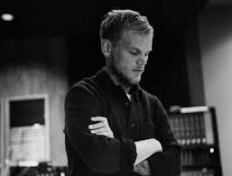 The late deejay's close friend jesse waits posted a series of photos according to u.k. Dj Avicii Will Be Buried In A Private Funeral