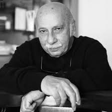 მგონია რომ სიჩუმე, რომელიც მუსიკას მოსდევს, თავისთავადაც მუსიკაა, არასდროს  ვაქცევ ყურადღებას იმას, თუ როგორ მიიღებენ ჩემს მუსიკას ან ...