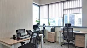 Aku tak tahu bagaimana ia bisa menjalin hubungan dengan mereka. Ruang Kerja Bersama Ruang Pejabat Pejabat Servis Kl Office For Rent Kl