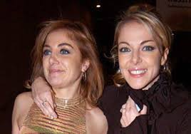 At 19 she worked for the popular tv show non è la rai, a sort of academy with one hundred girls singing, dancing and gaming. Claudia Gerini Avete Mai Visto La Sorella Romina Chi E Foto Carriera