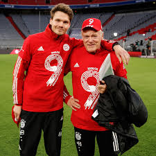 His father died when gerland was nine and his. Rqzfdibn Rj61m