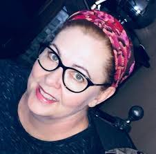 How to knit a neckline for a pullover?