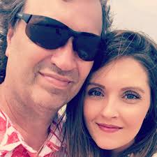 Beth Fleming and Christopher Drummond's Wedding Website