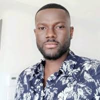 100+ perfiles de «Quaye»