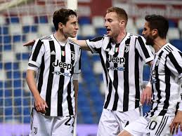 Dejan kuluševski, pronounced ˈdɛjan kuluˈʃɛvski; Juve La Rabbia E Kulusevski Corriere It