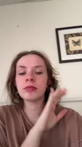 julia renee (@juliarenee_02)'s video of baby kicks 28 weeks pregnant