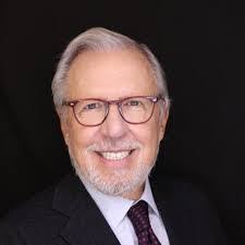 Mary Novelo's Instagram, Twitter & Facebook