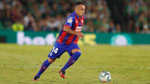 El chileno, que en principio parecía dispuesto a quedarse y ayudar por el ascenso, habría cambiado de parecer. Fabian Orellana Spielerprofil 21 22 Transfermarkt