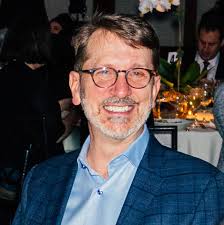 The Chief Executive of Hachette Book Group to Step Down