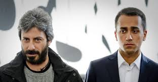 I vari magazine infatti, sono disposti ad offrire molto denaro per avere le foto di mamma e figlia in esclusiva; Elezione Roberto Fico L Opposizione Si Indigna E Condanna