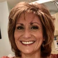 Toni Snyder's Instagram, Twitter & Facebook