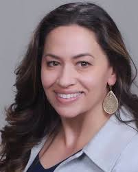 Melissa Seeley's Instagram, Twitter & Facebook