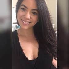 Elisa Emery's Instagram, Twitter & Facebook