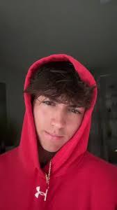 Ryan Steffey's Instagram, Twitter & Facebook