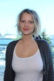 Jedna z najbardziej utalentowanych polskich aktorek teatralnych i filmowych młodego pokolenia. Joanna Kulig Actor Cinemagia Ro Hair Beauty Actors Beauty