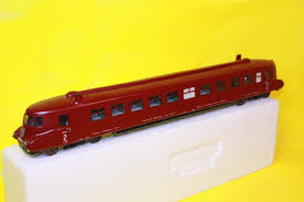 Přepravní speciál ji převeze do hranic, kde v příštích dvou letech podstoupí kompletní opravu. Motorovy Vuz 290 Slovenska Strela Ho Csd Zeleznicne Modelarstvo Modely Tt H0 Masinky Modelova Zeleznice