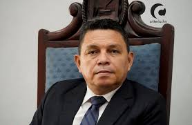 Comisionados del IAIP premian opacidad de Casa Presidencial y el Congreso  Nacional en su búsqueda de llegar a la UFTF