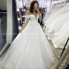 Take a look at our wonderful collection of off the shoulder wedding gowns to admire. Princess Ball Gown Off Shoulder Wedding Dress White Ivory Sparkle Tulle Bridal Dress Russia Bride Wedding Gown Vestido De Novia Wedding Dresses Aliexpress