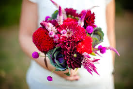 J schwanke shows how to make to make dahlia and zinnia bouquets easy on ubloom! Friday Flowers Zinnias Elizabeth Anne Designs The Wedding Blog