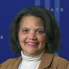 2021 December Graduate Commencement Books.indd