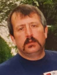 Andrew Peto's Instagram, Twitter & Facebook