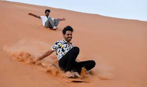 التزلج على الرمال في السعودية رافد سياحي واعد | | صحيفة العرب