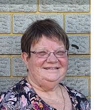 Sonya Marks's Instagram, Twitter & Facebook