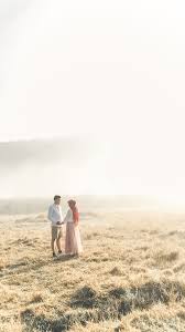 Baju casual yang satu ini sangat cocok dan terkesan santai namun juga romantis. Pin Di Prewedding Ranca Upas