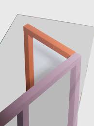Align Table In 2020 Minimalist Tables Metal Decor Table