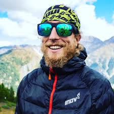 Avery Collins's Instagram, Twitter & Facebook