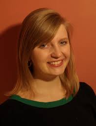 Playing The Barn: Kelly Rose Voigt's Izzy Tells It Like It Is