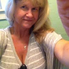 Susan Kuipers's Instagram, Twitter & Facebook