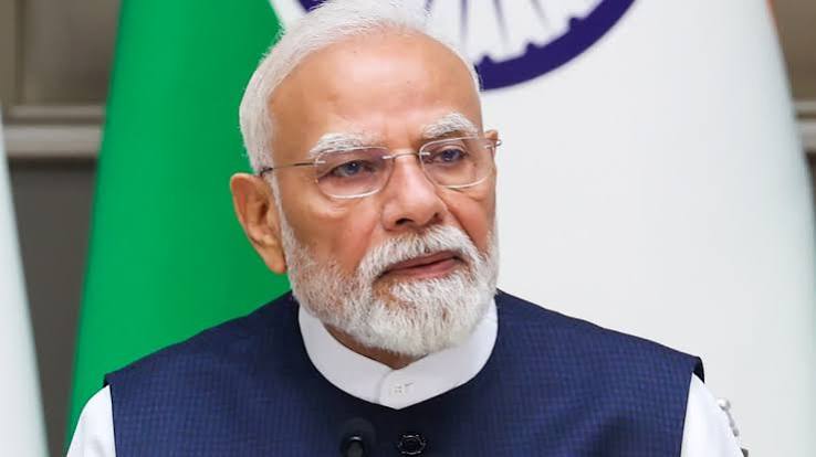 मुंबई में पीएम मोदी के कार्यक्रम से पहले 2 संदिग्ध पकड़े गए, एक ने खुद को PMO अफसर बताया, फर्जी ID बरामद