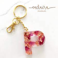 Real Flower Resin Keychain Rose Petals Keychain Handmade Custom Key Chain 3d Letters Alphabet Initial Keychain Charm Gift Accessories Flower Resin Jewelry Custom Keychain Diy Resin Keychain