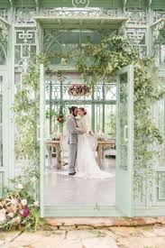 Luxury Greenhouse Wedding Atlanta Wedding Photographer Kennedy And Michael Indianapolis Wedding Photographer Rakoteet Photography In 2020 Greenhouse Wedding Atlanta Wedding Luxury Wedding Venues