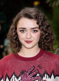 Gaya rambut membuat pipi chubby tak terlihat wokeid. 13 Potongan Rambut Keriting Pendek Untuk Wajah Bulat