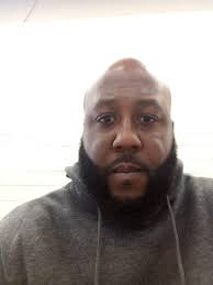 Soursop, bananas, star fruit, jackfruit, guava, tomatoes, sweet potatoes,  kale, collard greens, mushrooms and sooooooooooo much more @lionfarms_ This  place is amazing. 😍 How many of you have started your gardens? And/or