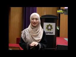 Rezekinya barangkali, dia diajak untuk mengikuti kursus yang dianjurkan oleh pusat islam kepada saudara baru. Pesanan Hijrah Nur Amira Ann Lee Abdullah Youtube