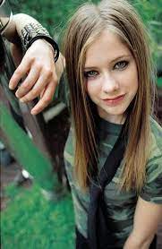 Скачай avril lavigne unwanted single 2002 и avril lavigne why single 2002. Avril Lavigne 2002 Avril Lavigne Style Avril Lavigne Beauty