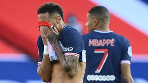 France / french cup / lille vs paris sg 1054. Psg Verliert Tabellenfuhrung Gegen Osc Lille Neymar Fliegt Mit Gelb Rot Vom Platz Eurosport