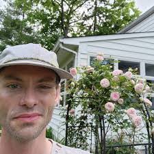 Kyle Levitt's Instagram, Twitter & Facebook