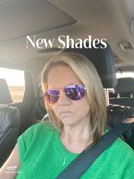 Discover Oakley EVZERO: Stylish Sunglasses for Active Lifestyles