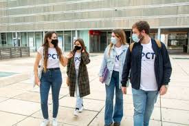 Miller l., garcía a.r., lorente p.j.n., andrés c.f., morón r.b. Nuevas Aplicaciones Permiten Que El Vehiculo Sin Conductor De La Upct Se Utilice En La Formacion De Los Alumnos