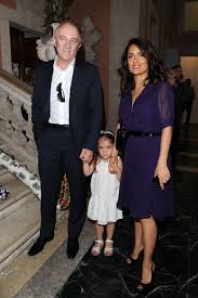 The oprah magazine reports hayek and pinault connected at a gala in the. Inside Lavish Life Of Salma Hayek And Notre Dame Saviour Husband Who Got Her And Supermodel Linda Evangelista Pregnant In The Same Year