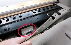 Installing a car stereo in a vehicle with a factory amp