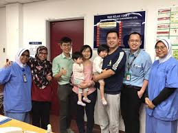 Ada banyak pakej harga dan kos termasuk caj wad bersalin baik di hospital salam, oriental, umra. First Coronavirus Patient In Malaysia Recovers And Returns Home News Rojak Daily