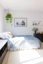 An homage to japanese tatami, our akita low profile bed frame boasts everything you could want in a platform. 13 Practical No Headboard Ideas For Your Bedroom Life S Ahmazing