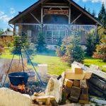 Book now directly from the host! Cabana Maria Un Loc Splendid In Care PoÈ›i SÄƒ È›i Reincarci Bateriile Reporter Buzoian