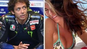 Února 1979 urbino) je italský profesionální motocyklový závodník a devítinásobný mistr světa, z toho 7x zvítězil v tzv. Valentino Rossi S Girlfriend Destroyed By Horror Motogp Crash